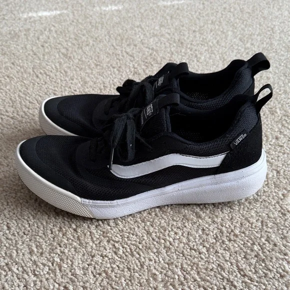 Vans UltraRange Black and White Sneakers - Picture 2 of 5